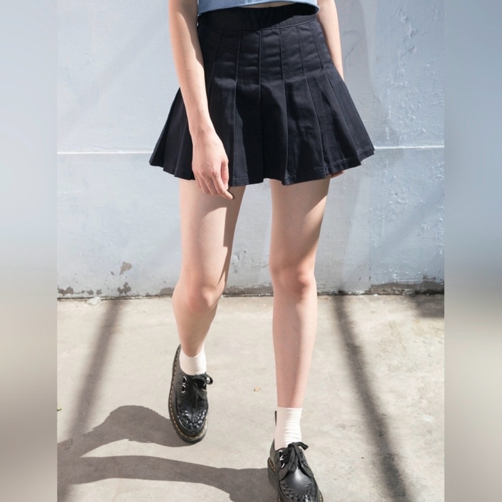 Brandy Melville Black Skirt